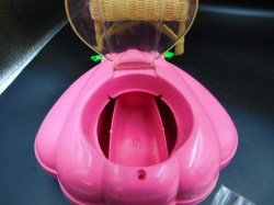 sea wees pink pod view